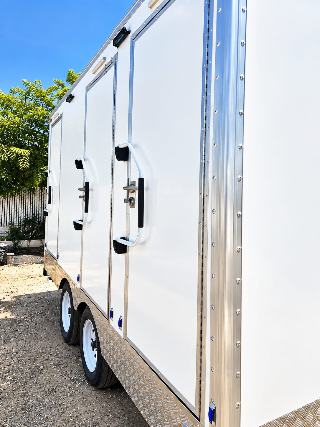 13 ft three-stall shower and restroom combination trailer exterior reference showing luxury shower restroom trailer double door exterior